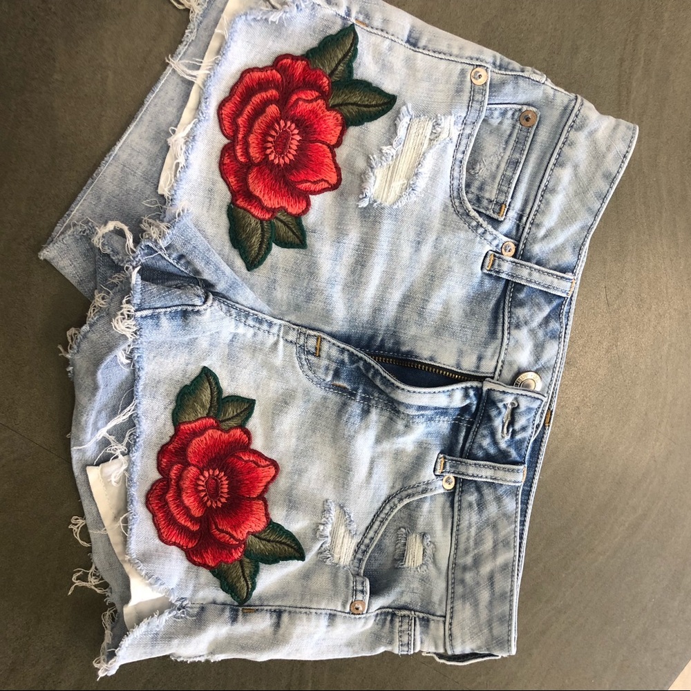 AE shorts size 4 never worn